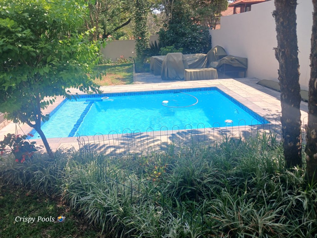 crispy-pools-repairs-fiberglass-leaking-pipe-jgp