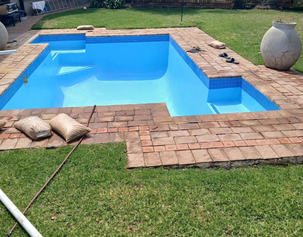 The professional Crispy Pools team ready to service a pool in Johannesburg